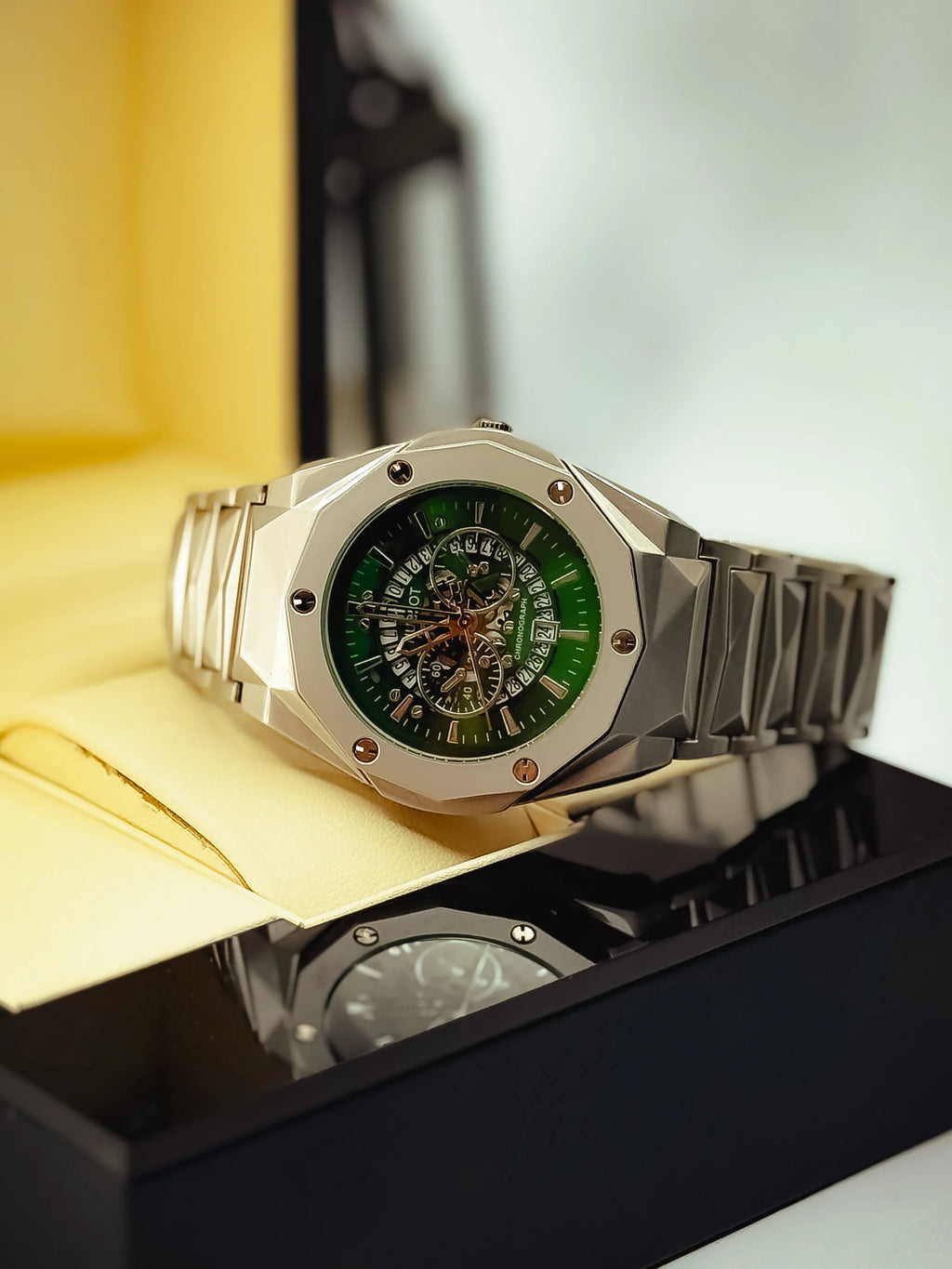 Hublot Diamond Cut by Zarvy