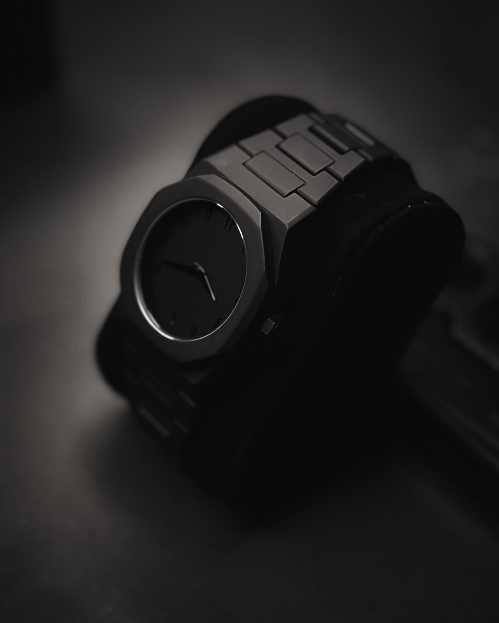 Black Arabic Aura Men's Watch-zarvy.store