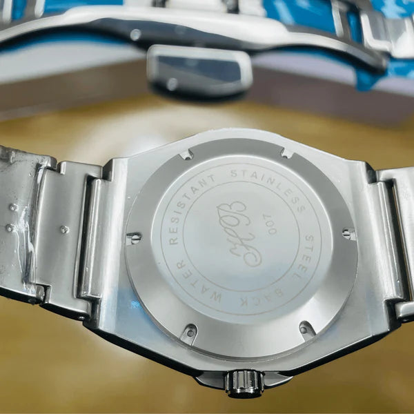 HB Model Diamond Cut – Premium Silver Watch with Textured Chain & Date Feature