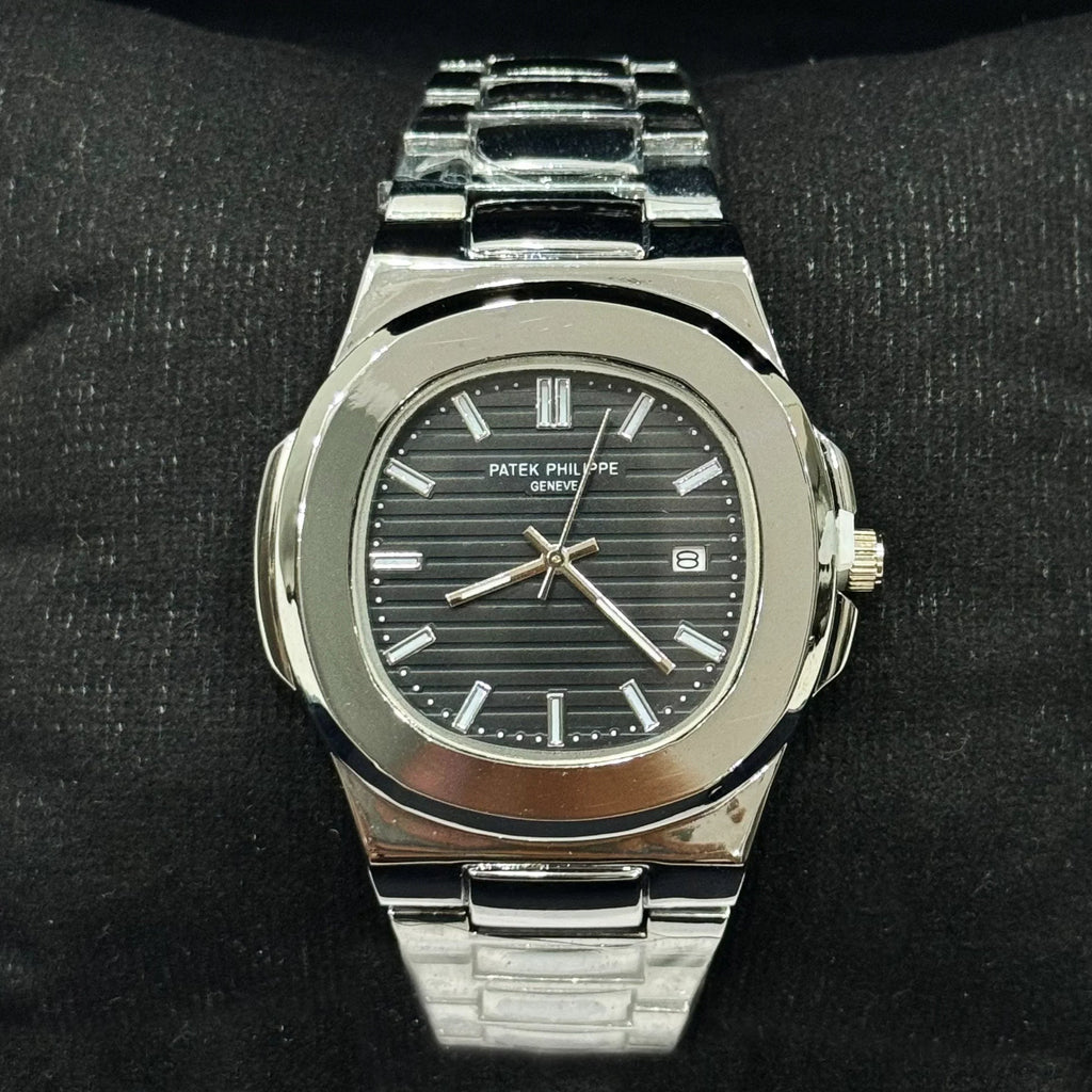Patek Philippe Nautilus Men’s Watch